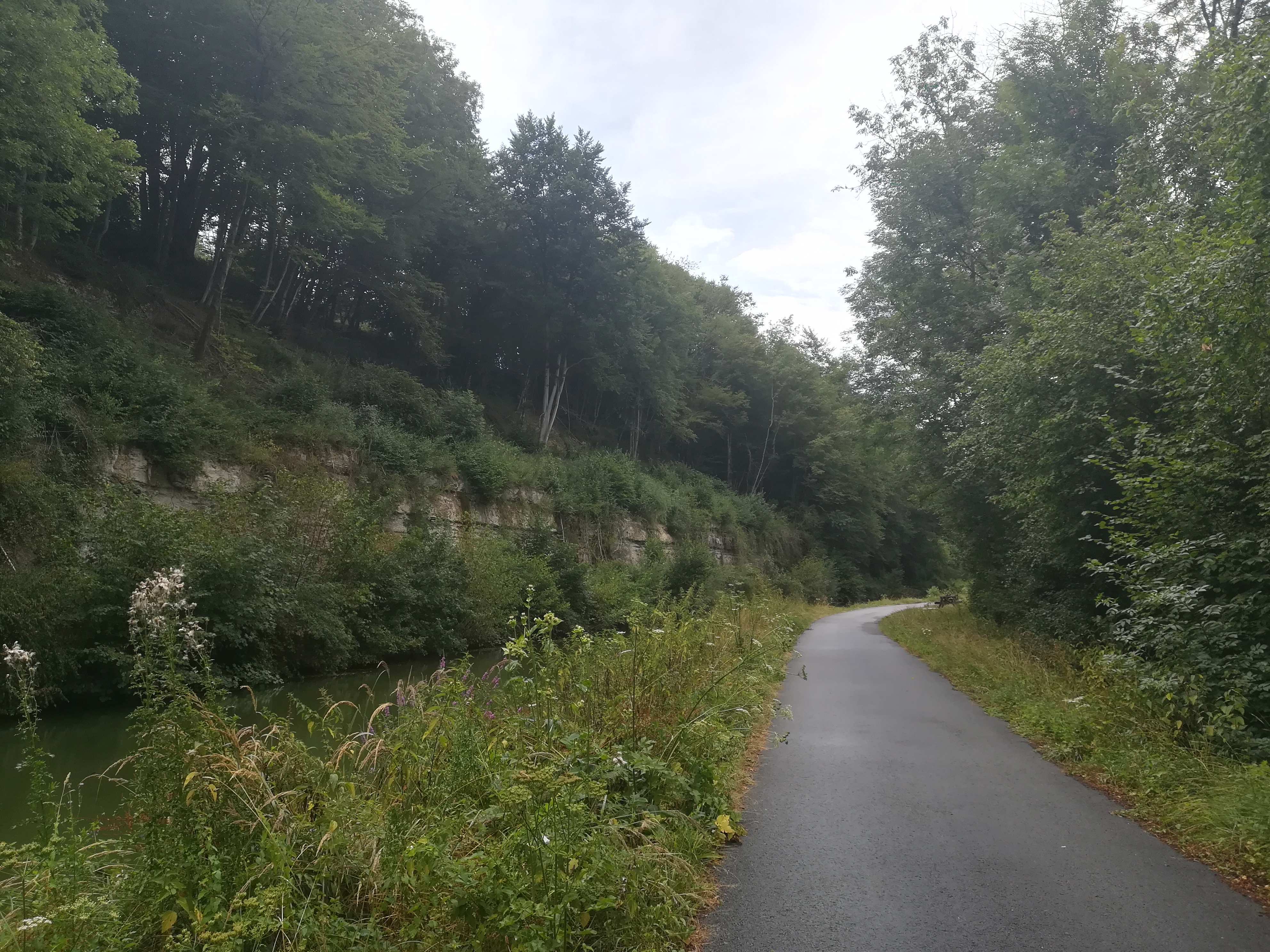 Auf dem Weg nach L´Ilse sur le Doubs auf-dem-weg-nach-isle-sur-le-doubs