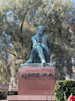 Denkmal Aleksis Kivi Nationaltheater Helsinki