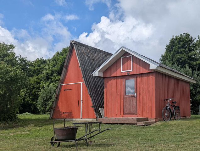 Estland Pärnu Lindi fahrradfreundliche Unterkunft Holzhütte im Kapteni talu