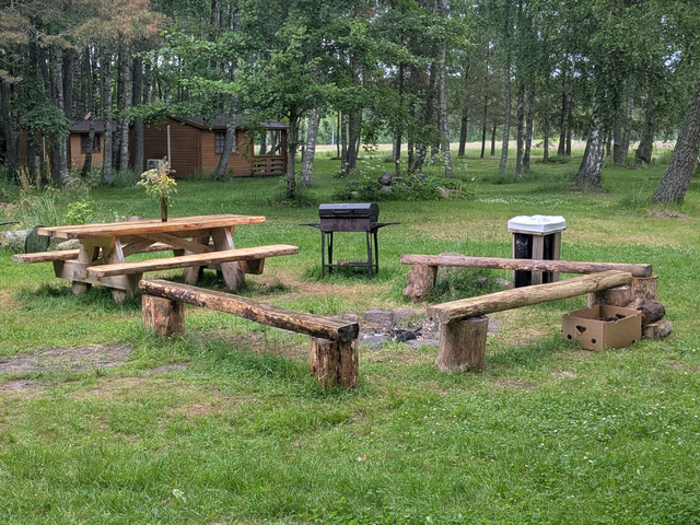 Lagerfeuer Kempings Mezveji Jaunciems Latvia