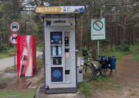 Radreise Baltikum Kaffeeautomaten verwöhnen Radreisende in Litauen