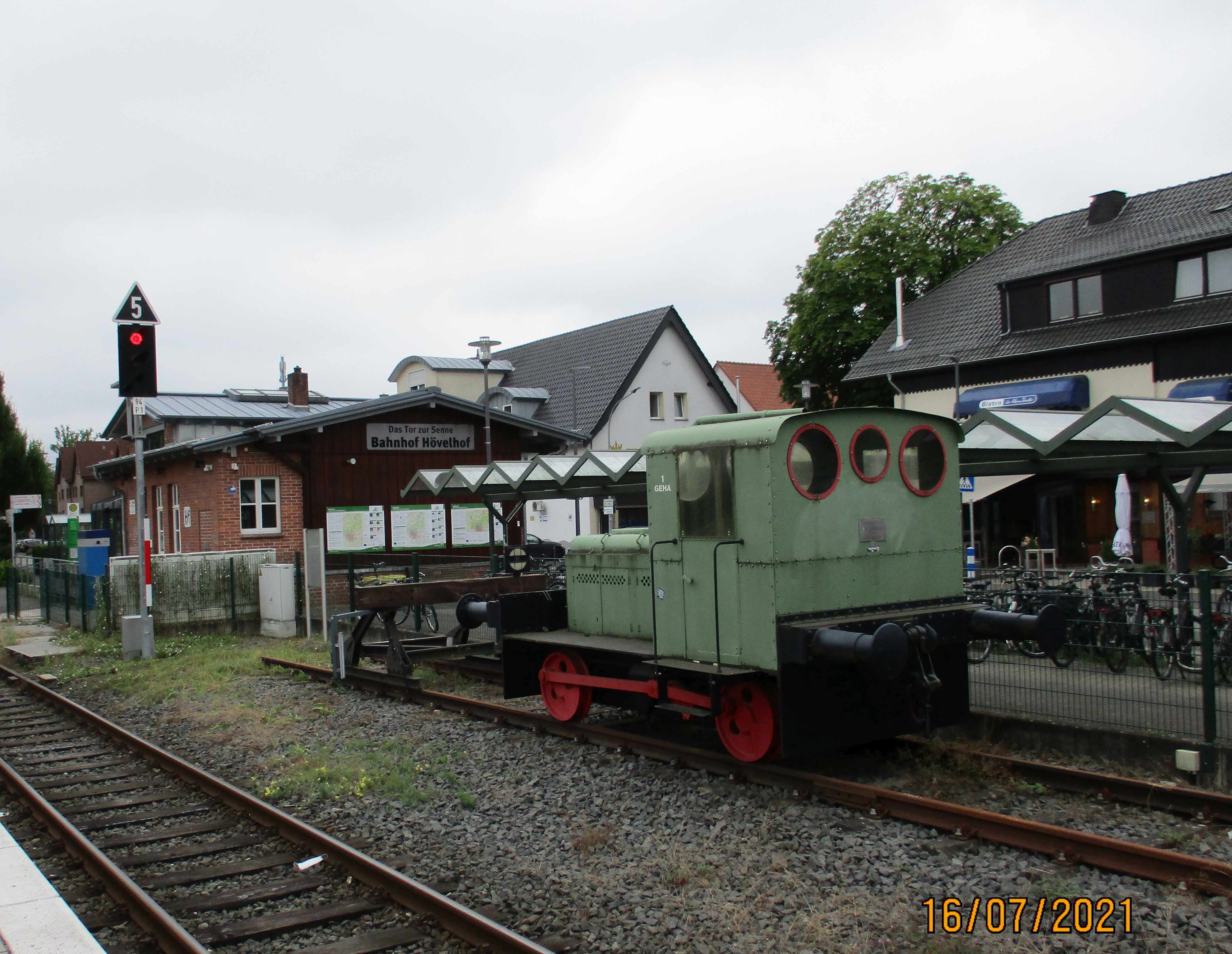 Emsradweg-Lokdenkmal-Bahnhof-Hoevelhof