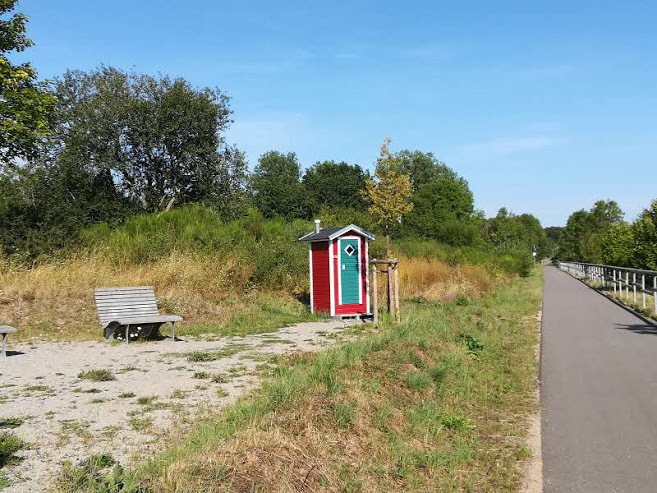 vennquerbahn-kyllradweg-stadtkyll-haeuschen-mit-ohne-herz