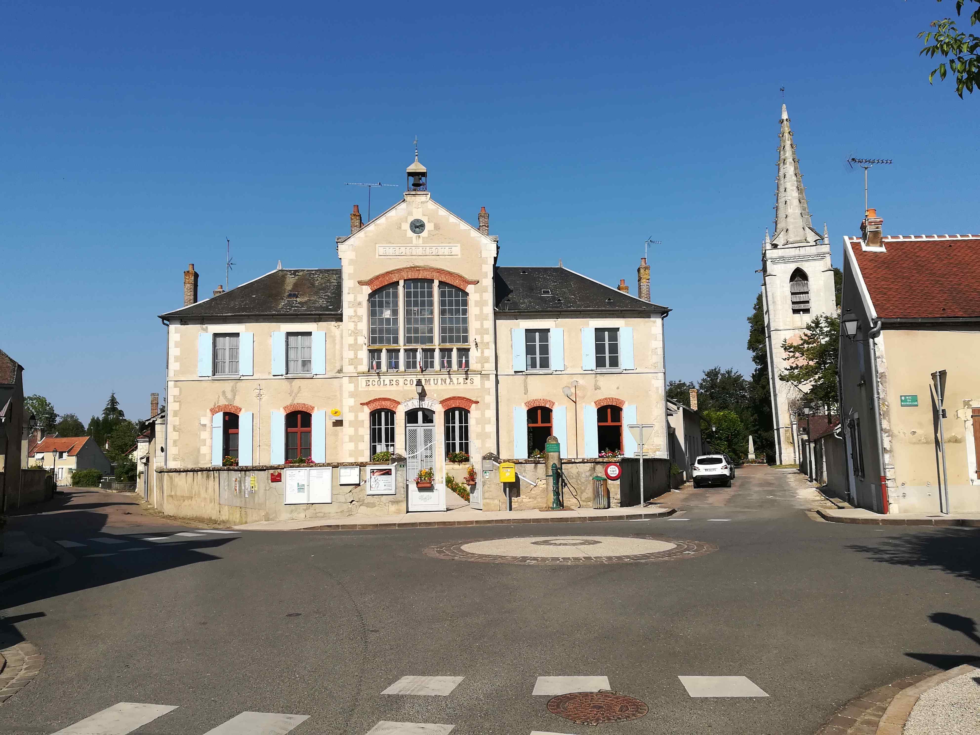 mairie-surgy-canal-de-nivernais