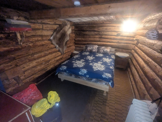 Tammemäe das Blockhaus innen